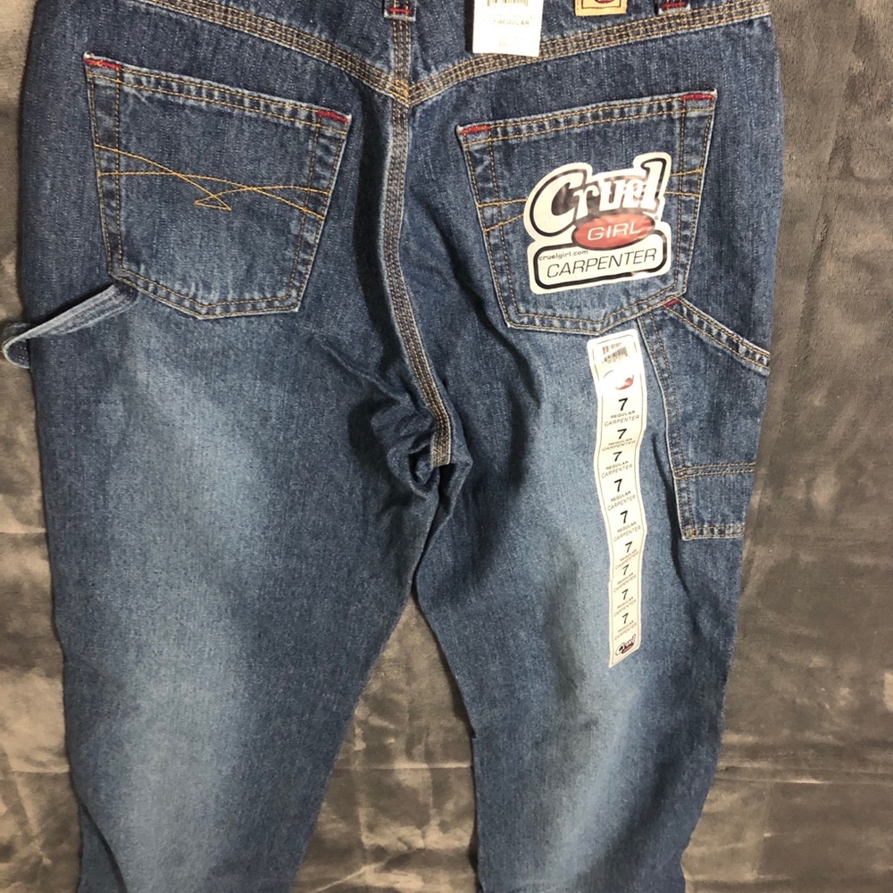Cruel girl Women’s size 7 Regular blue jeans.